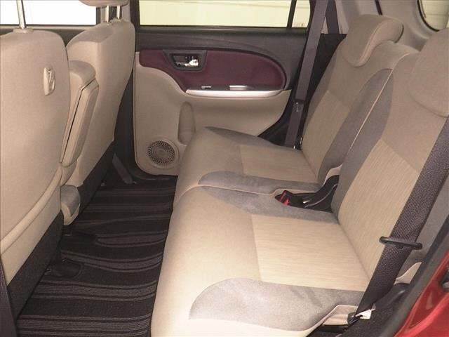 Daihatsu CAST 2015 7568490-7