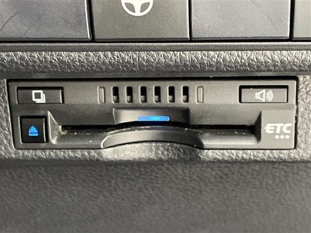 Toyota COROLLA TOURING 2021 7566162-9