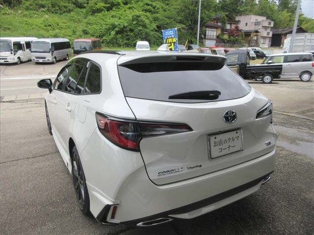 Toyota COROLLA TOURING 2021 7566177-1