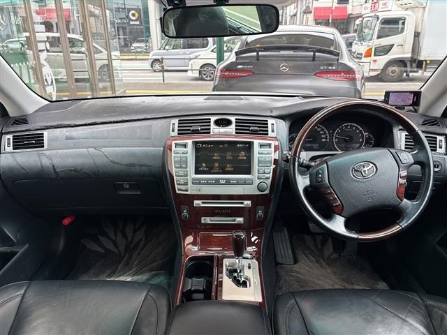 Toyota CROWN MAJESTA 2007 7569819-14