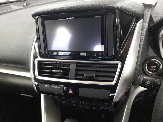 Mitsubishi ECLIPSE CROSS 2018 7568784-12