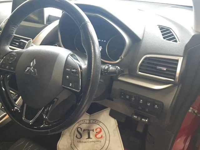 Mitsubishi ECLIPSE CROSS 2019 7568788-9