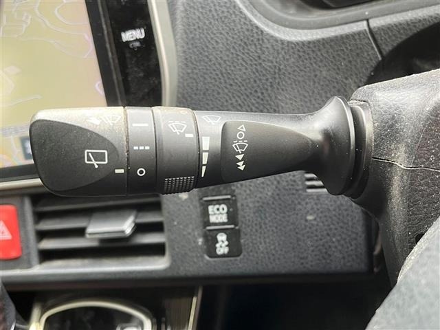 Toyota ESQUIRE 2018 7565078-1