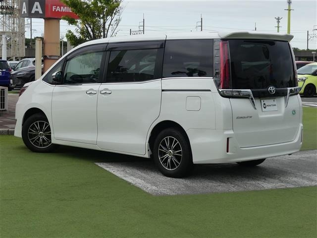 Toyota ESQUIRE 2018 7565087-14