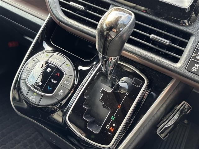 Toyota ESQUIRE 2018 7565091-6