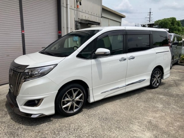 Toyota ESQUIRE 2019 7565101-11