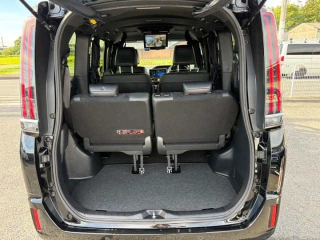 Toyota ESQUIRE 2021 7565102-28