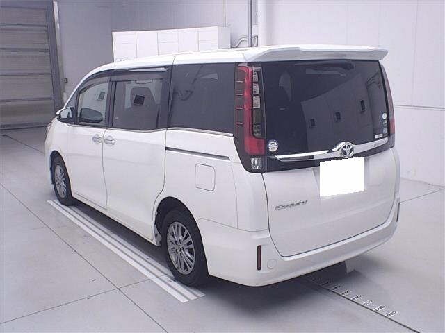 Toyota ESQUIRE 2014 7565127-1