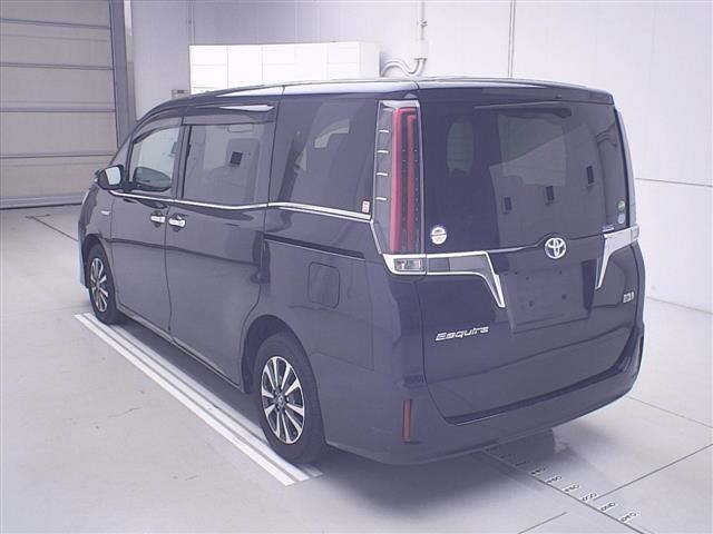 Toyota ESQUIRE 2017 7565135-1