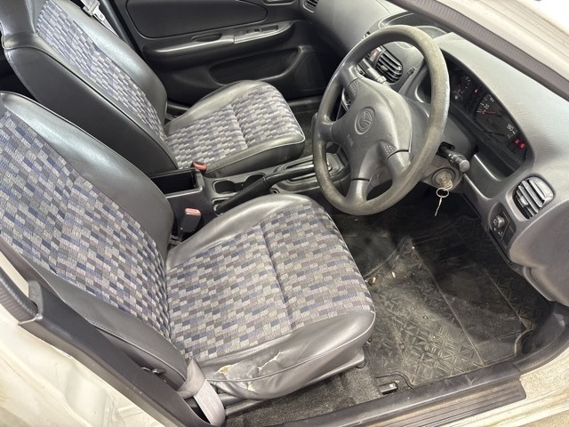 Mazda FAMILIA VAN 2004 7569200-8