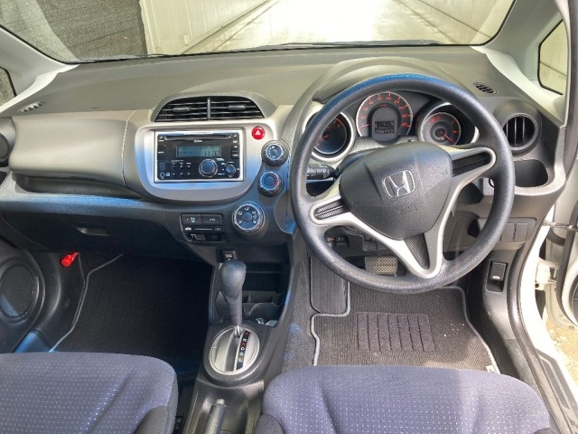 Honda FIT 2010 7565618-4