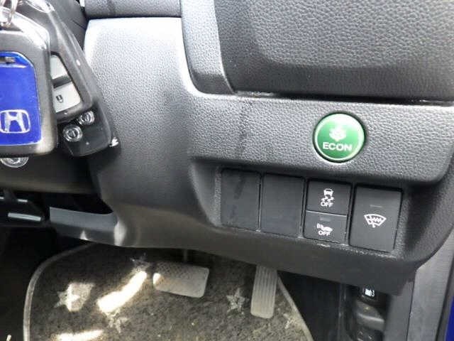 Honda FIT 2014 7565769-6