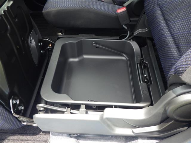 Mazda FLAIR 2018 7569265-2
