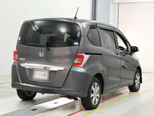 Honda FREED 2016 7570000-1