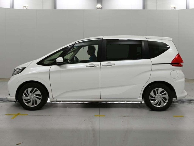 Honda FREED 2021 7570001-4