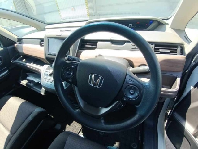 Honda FREED 2021 7570001-9