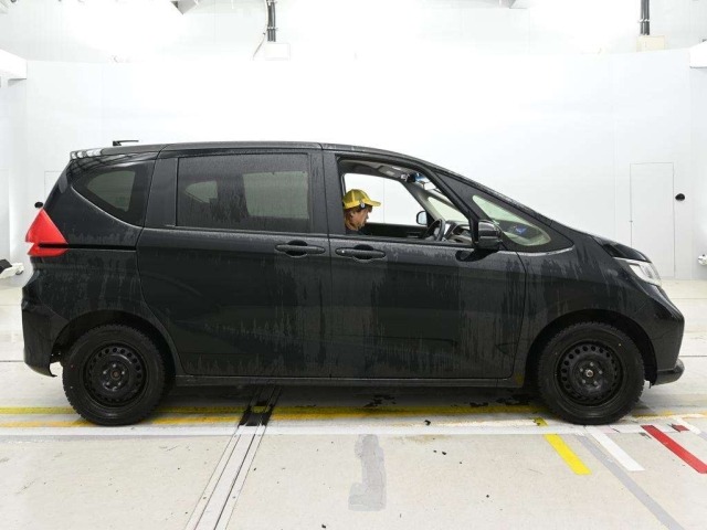 Honda FREED 2020 7570014-3