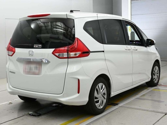 Honda FREED 2023 7570015-1