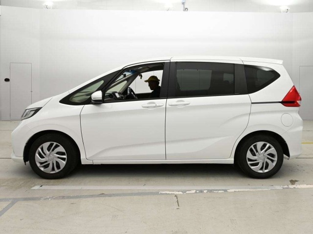 Honda FREED 2023 7570015-4