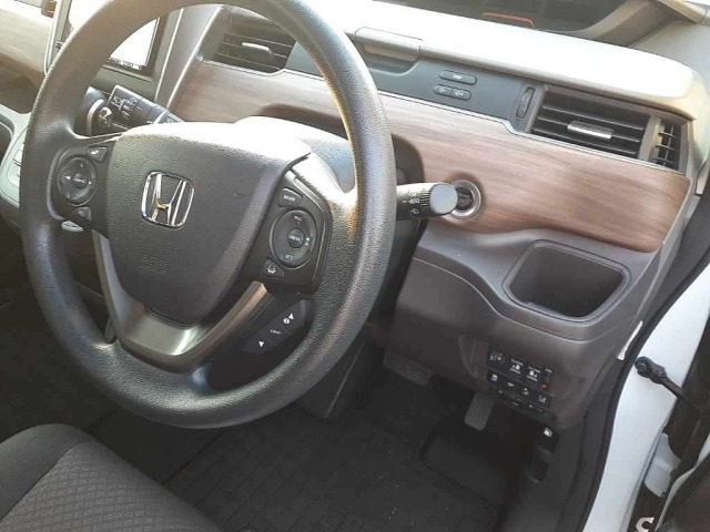 Honda FREED 2023 7570015-9