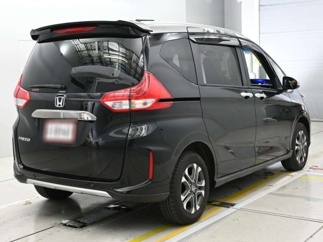 Honda FREED 2022 7570016-1