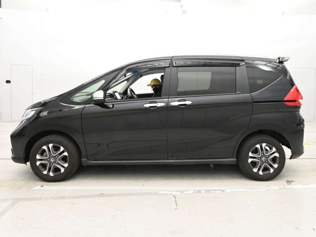 Honda FREED 2022 7570016-4