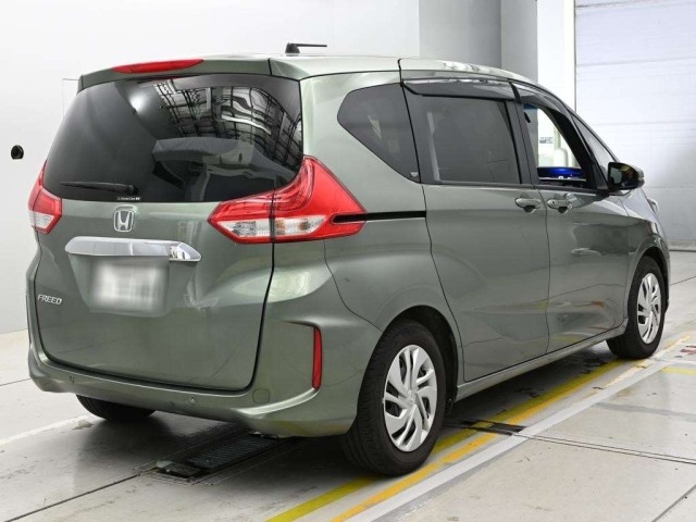 Honda FREED 2023 7570017-1