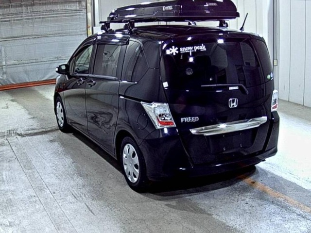Honda FREED 2012 7570018-1