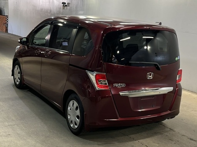 Honda FREED 2016 7570020-1