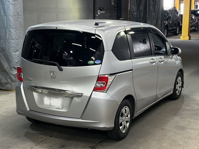 Honda FREED 2016 7570021-5