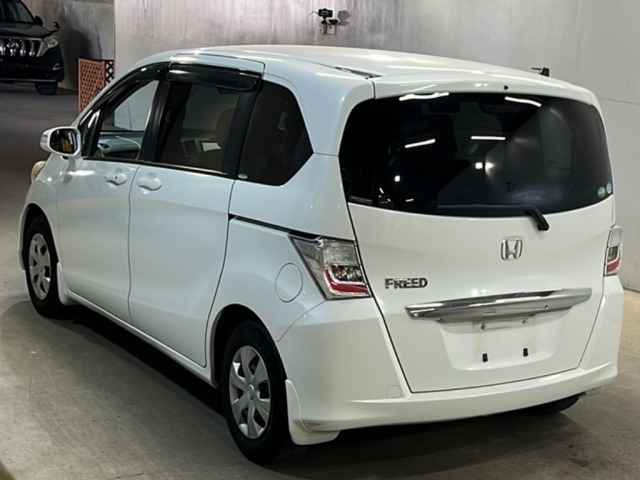 Honda FREED 2013 7570022-1