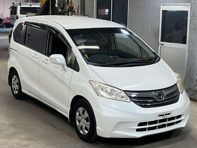Honda FREED 2013 7570022-4