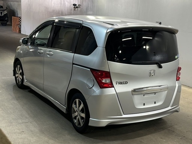 Honda FREED 2009 7570023-1