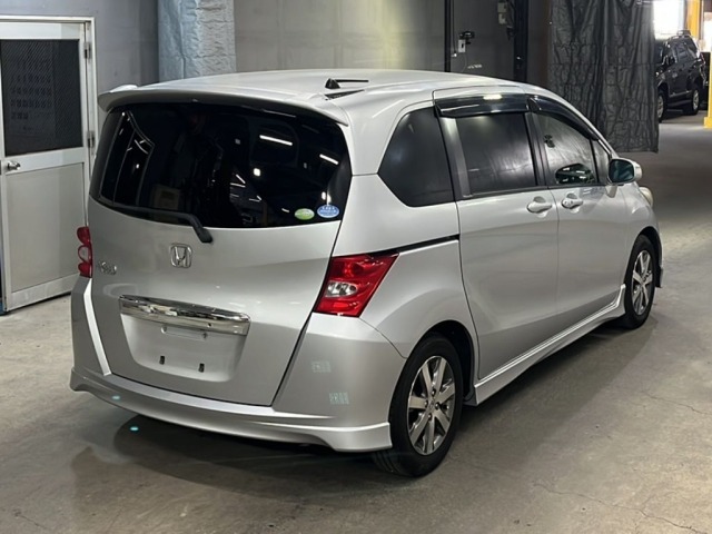 Honda FREED 2009 7570023-5