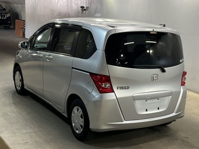 Honda FREED 2010 7570024-1