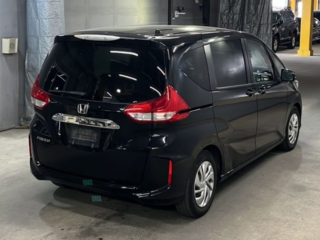 Honda FREED 2017 7570028-5