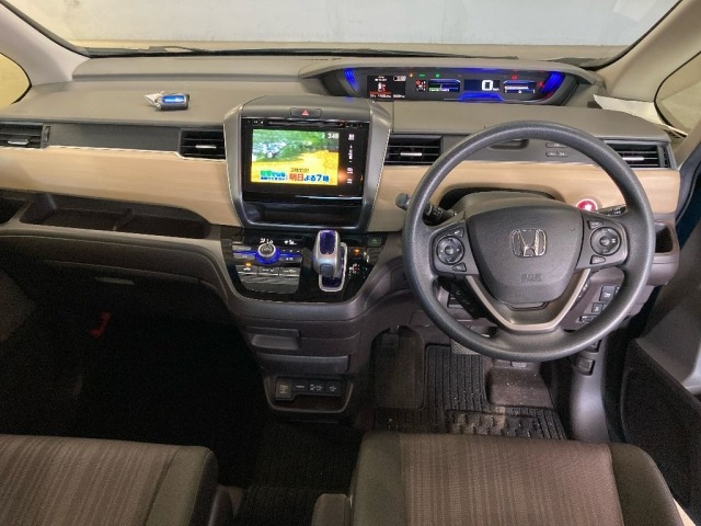 Honda FREED 2017 7570029-3