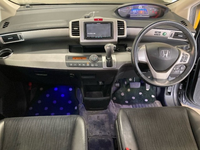 Honda FREED 2011 7570031-3