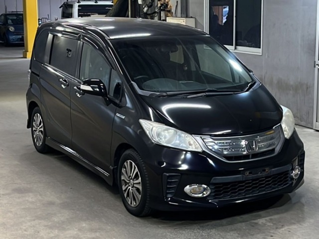 Honda FREED 2011 7570031-4