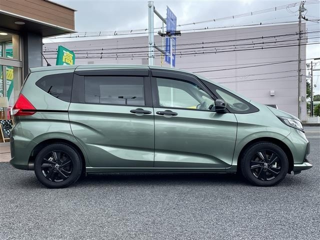 Honda FREED 2023 7570090-3