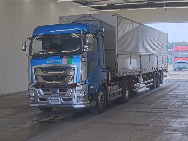 Isuzu GIGA 2018 7569745-0