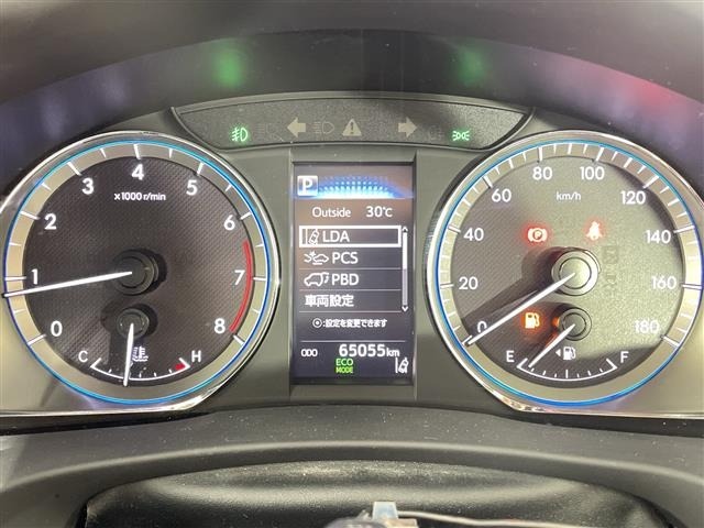 Toyota HARRIER 2018 7569596-17