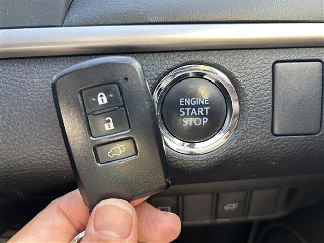 Toyota HARRIER 2017 7569698-11