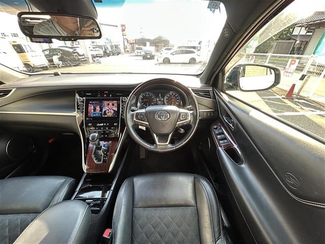 Toyota HARRIER 2017 7569698-15