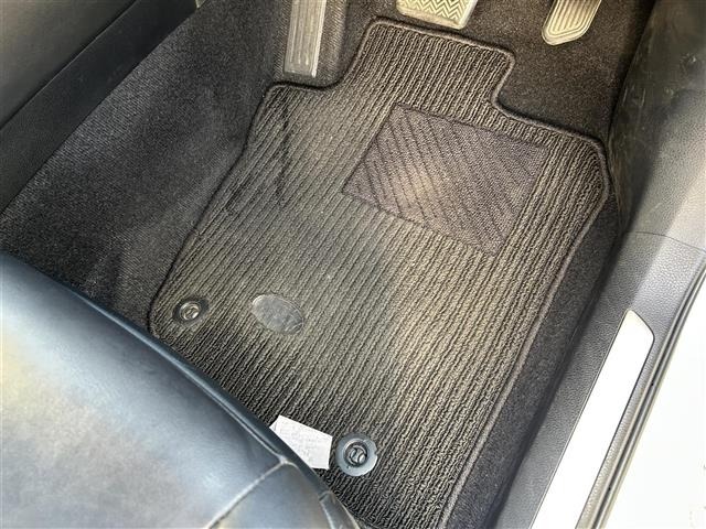 Toyota HARRIER 2017 7569698-6