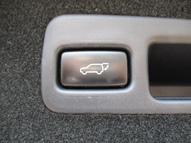 Toyota HARRIER 2016 7569700-17