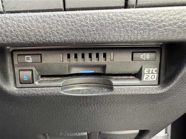 Toyota HARRIER 2021 7569704-1