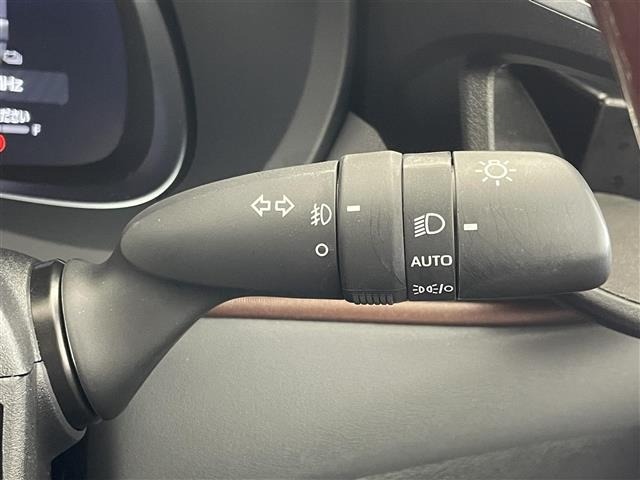 Toyota HARRIER 2023 7569713-11