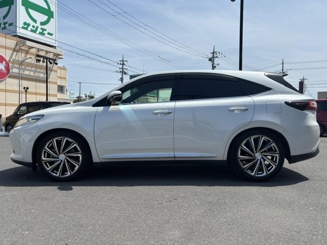 Toyota HARRIER 2019 7569728-2