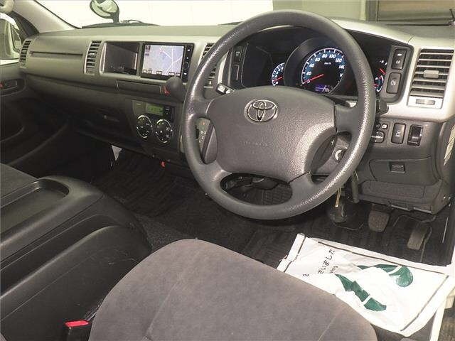 Toyota HIACE WAGON 2013 7564335-3